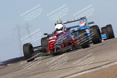 media/Oct-26-2025-CalClub SCCA (Sun) [[8ce1e69566]]/Group 3/Grapevine/